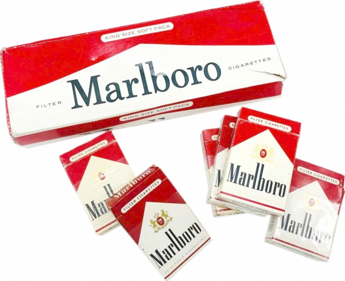 Упаковка Marlboro с пачками пустыми в аренду